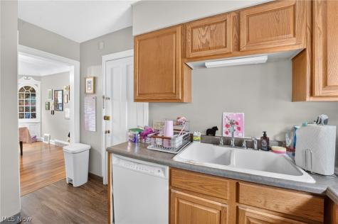 3559 Gridley Road Shaker Heights OH 44122