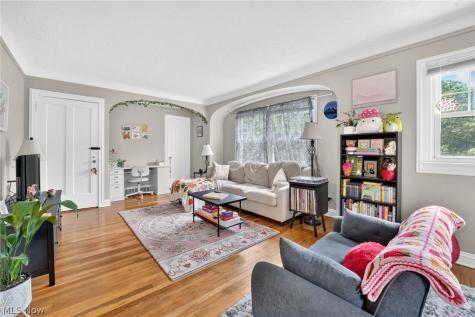 3559 Gridley Road Shaker Heights OH 44122