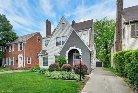 3559 Gridley Road Shaker Heights OH 44122