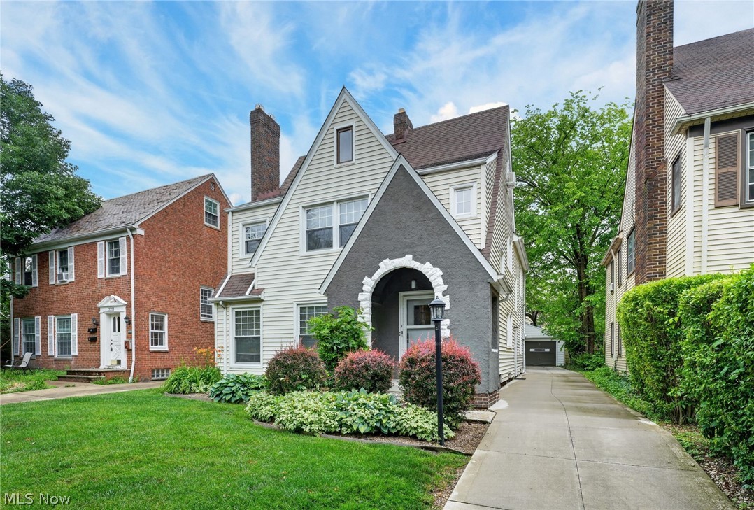 3559 Gridley Road Shaker Heights OH 44122