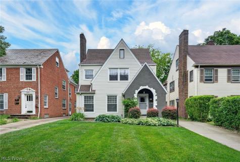 3559 Gridley Road Shaker Heights OH 44122