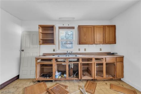 345 12th Street Elyria OH 44035
