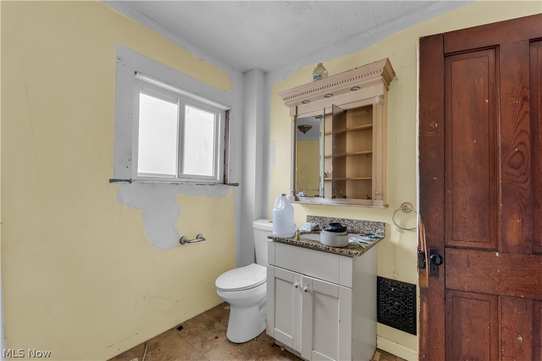 345 12th Street Elyria OH 44035
