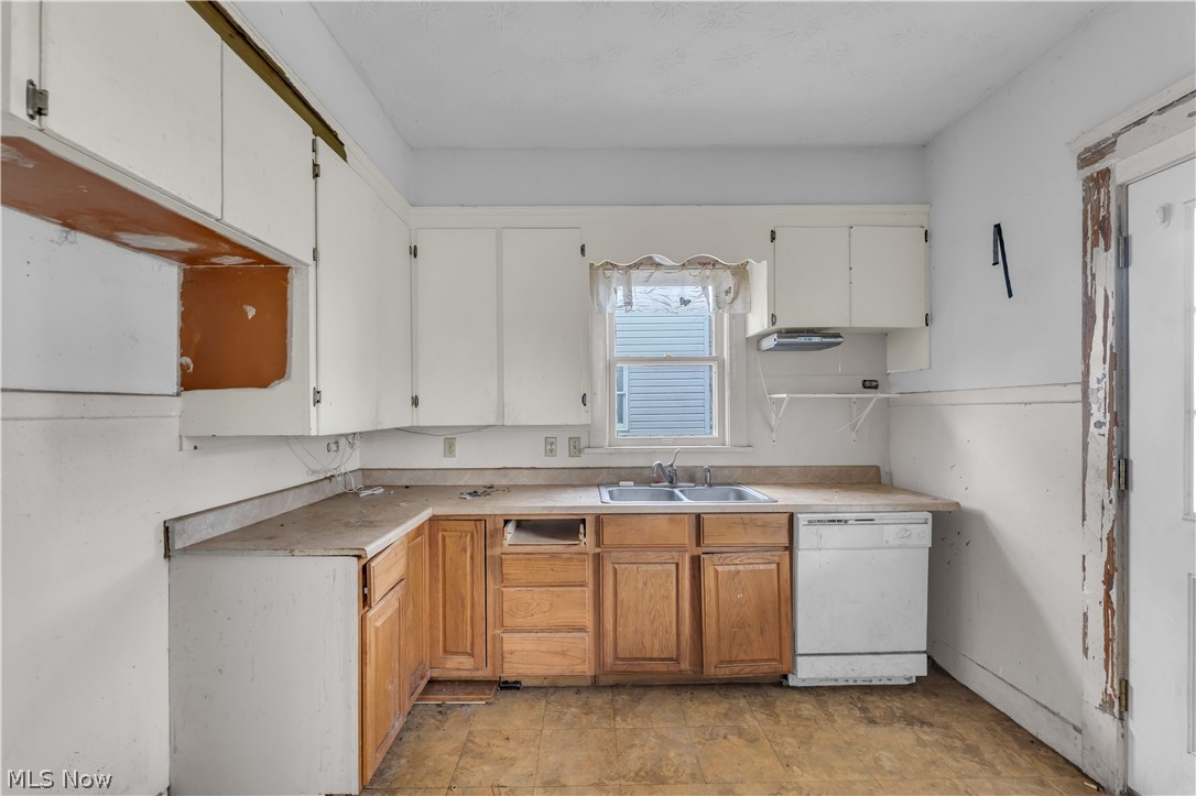 345 12th Street Elyria OH 44035