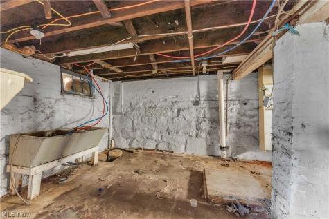 345 12th Street Elyria OH 44035