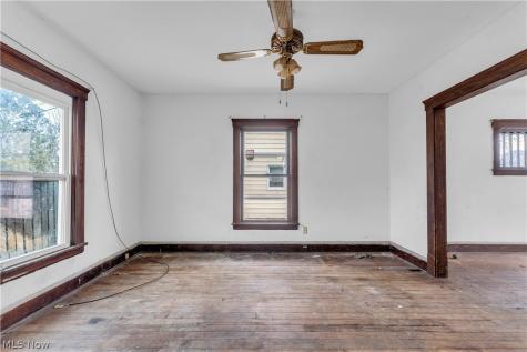 345 12th Street Elyria OH 44035