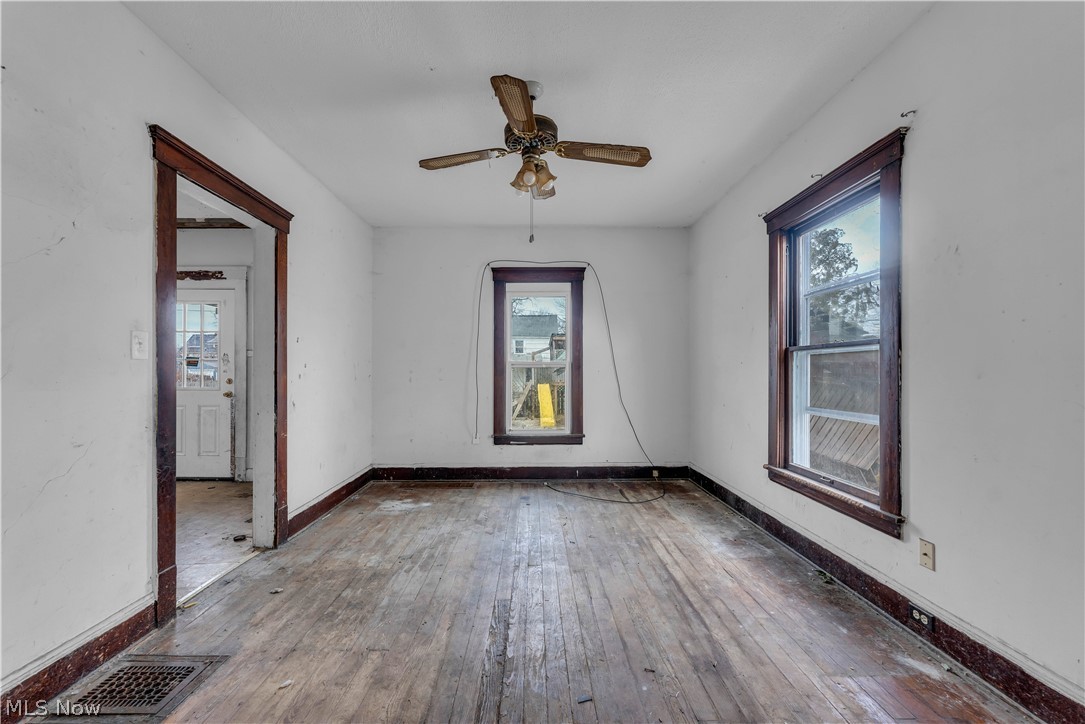 345 12th Street Elyria OH 44035