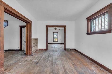 345 12th Street Elyria OH 44035