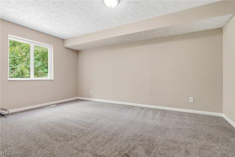 2652 Massillon Road Akron OH 44312