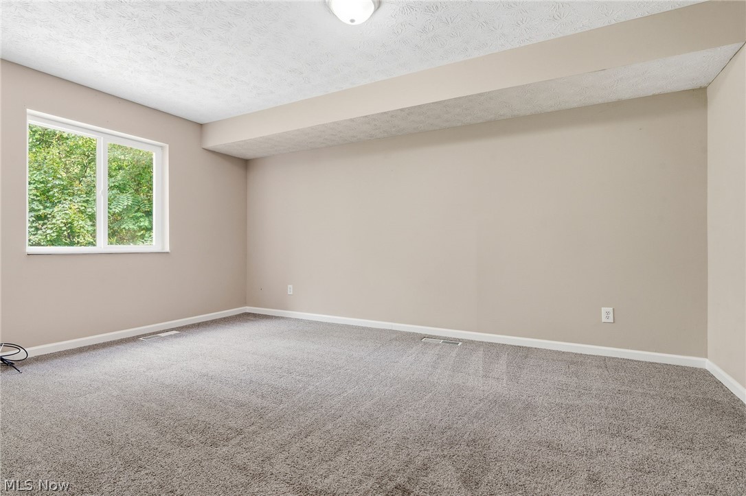 2652 Massillon Road Akron OH 44312