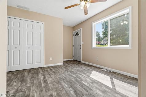 2652 Massillon Road Akron OH 44312