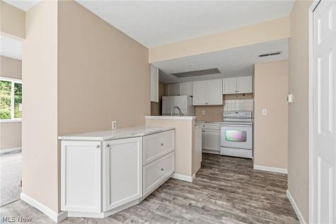 2652 Massillon Road Akron OH 44312