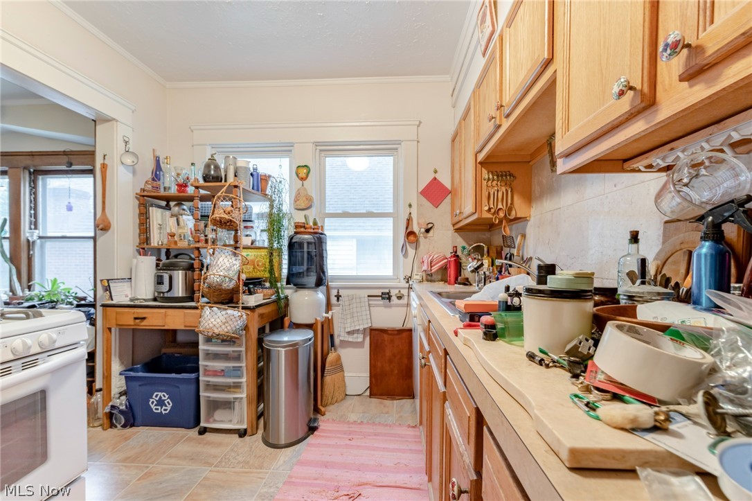 2192 Edgewood Road Cleveland Heights OH 44118