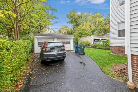 2192 Edgewood Road Cleveland Heights OH 44118