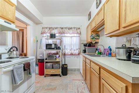 2192 Edgewood Road Cleveland Heights OH 44118
