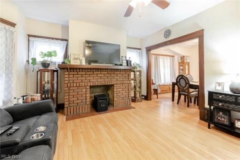 2192 Edgewood Road Cleveland Heights OH 44118