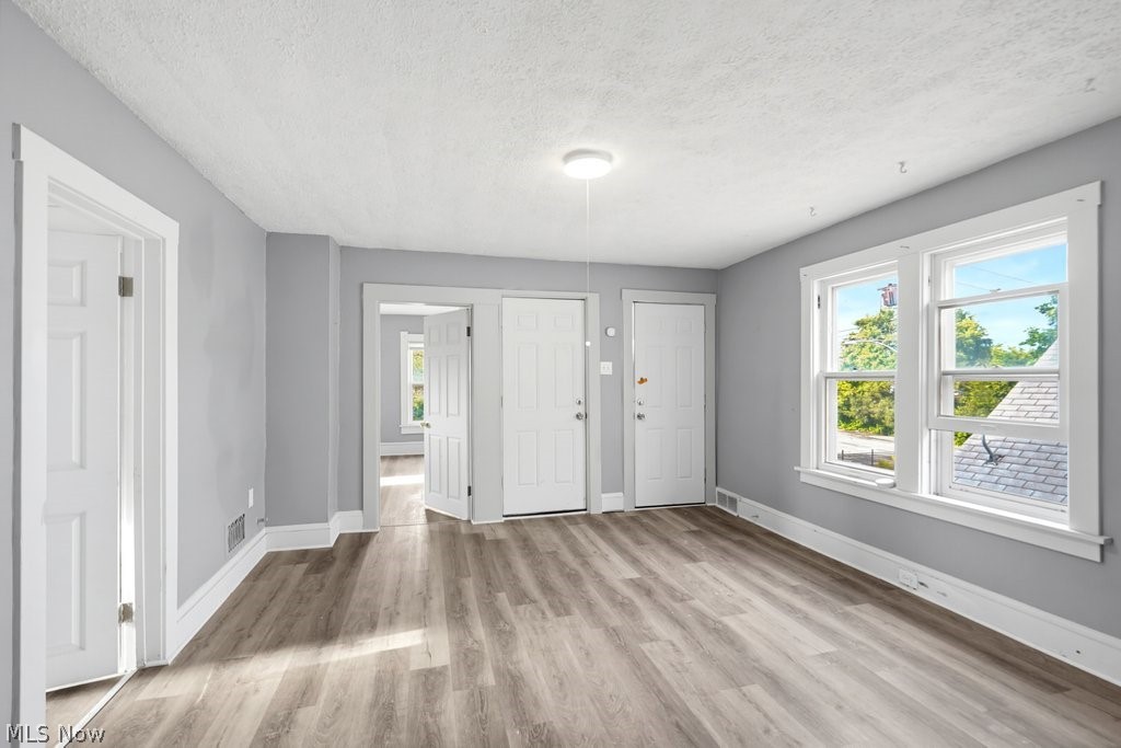 4019 Newark Avenue Cleveland OH 44109