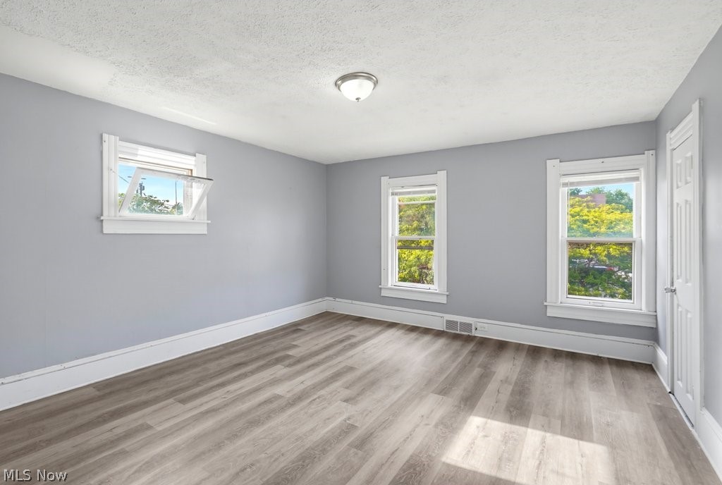 4019 Newark Avenue Cleveland OH 44109
