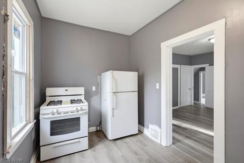 4019 Newark Avenue Cleveland OH 44109