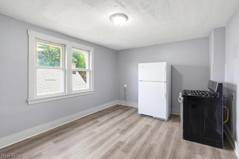 4019 Newark Avenue Cleveland OH 44109