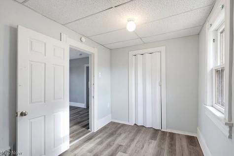 4019 Newark Avenue Cleveland OH 44109