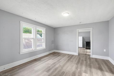 4019 Newark Avenue Cleveland OH 44109