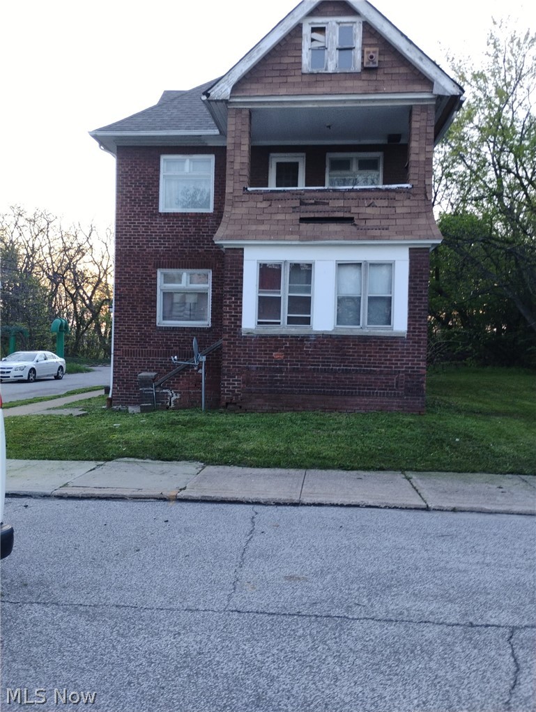 10809 Woodstock Boulevard Cleveland OH 44104