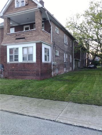 10809 Woodstock Boulevard Cleveland OH 44104