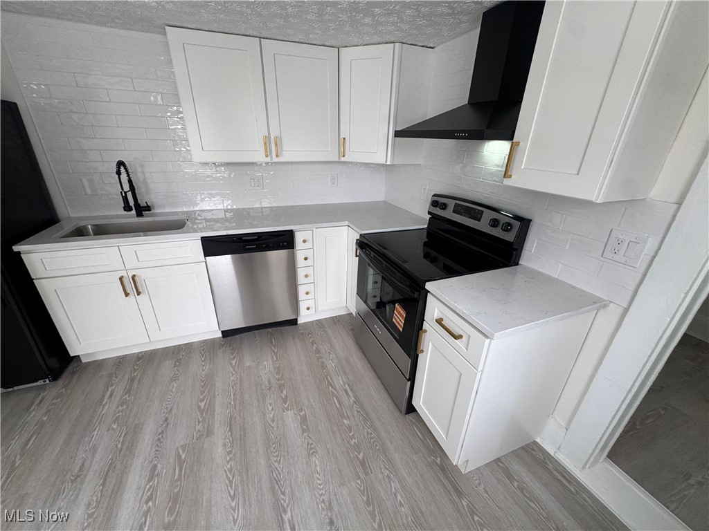 4309 Gifford Avenue Cleveland OH 44109