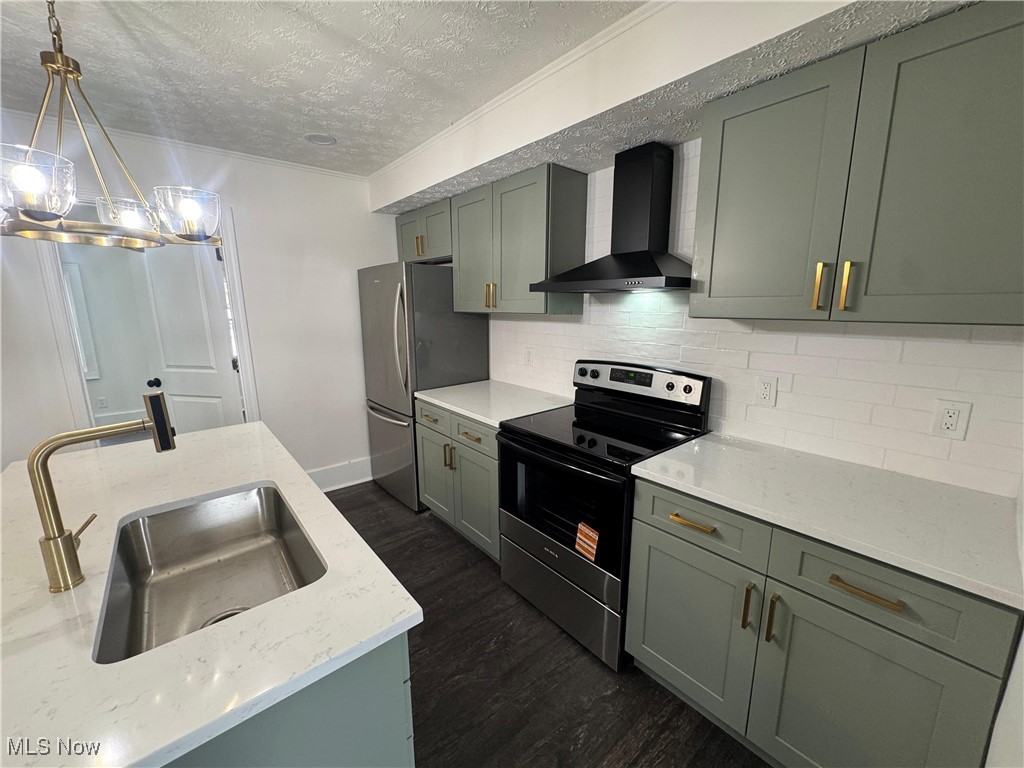 4309 Gifford Avenue Cleveland OH 44109