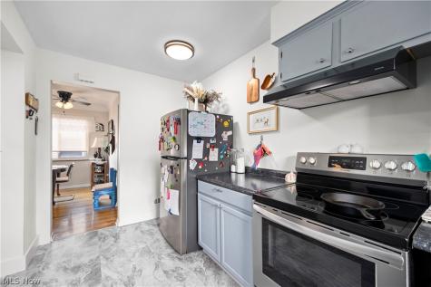 3113 Snow Road Parma OH 44134