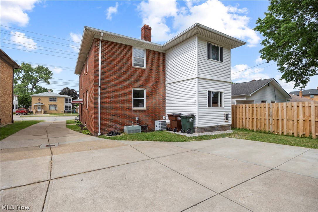 3113 Snow Road Parma OH 44134
