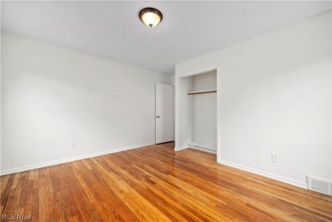 3113 Snow Road Parma OH 44134