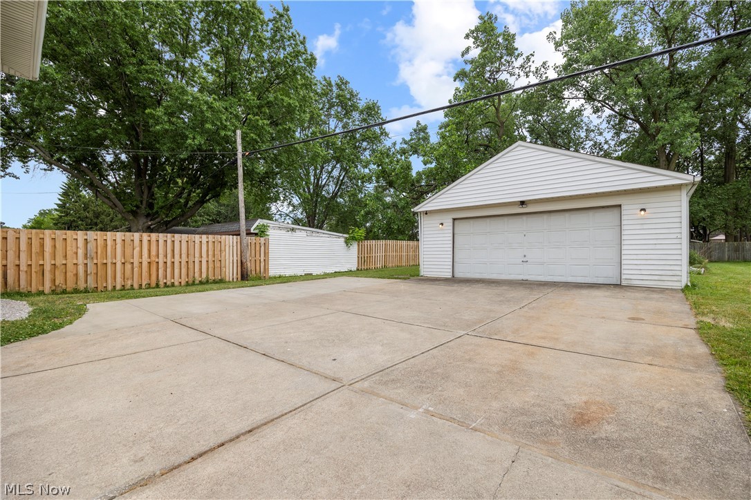 3113 Snow Road Parma OH 44134