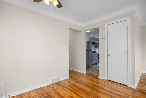 3113 Snow Road Parma OH 44134