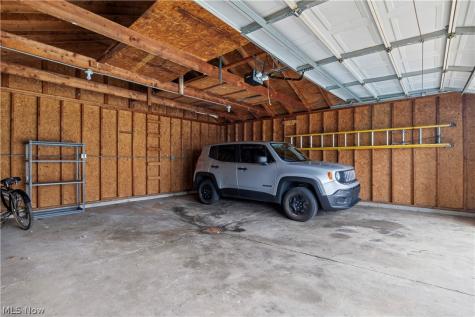 3113 Snow Road Parma OH 44134