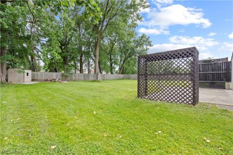 3113 Snow Road Parma OH 44134