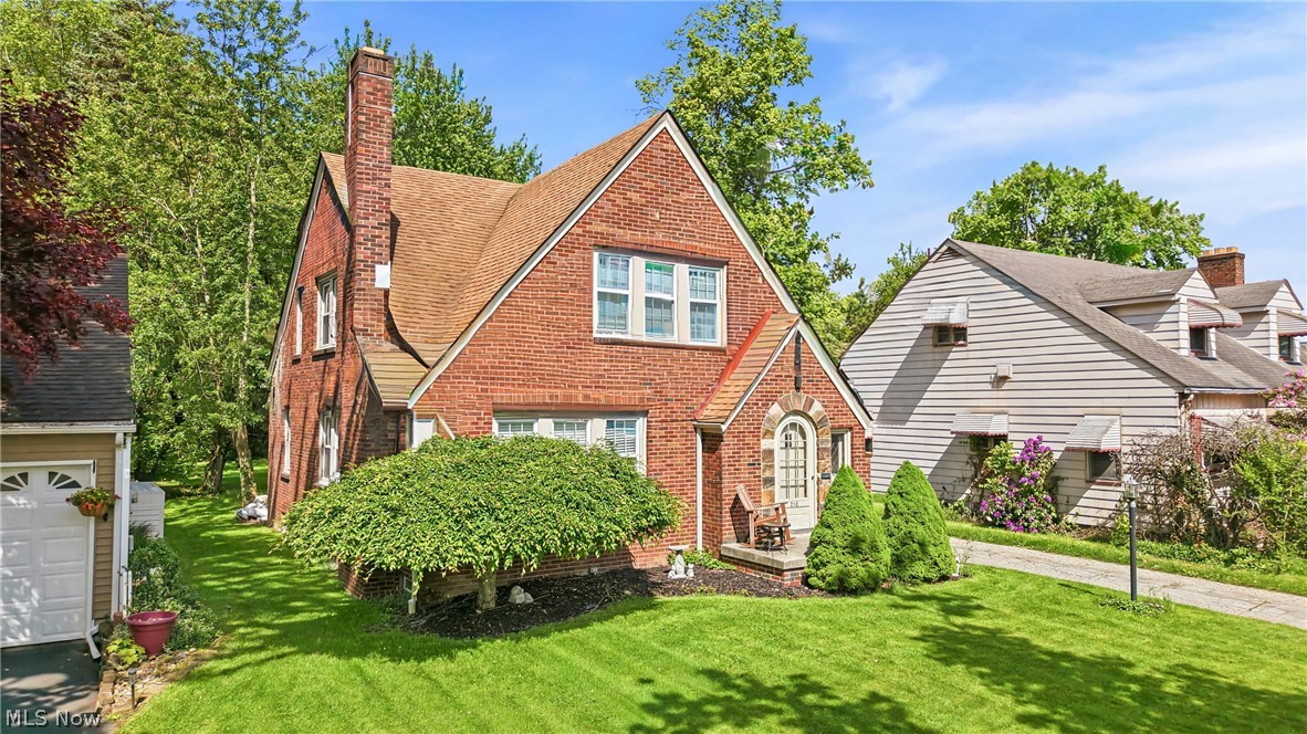 210 5th Avenue Hubbard OH 44425