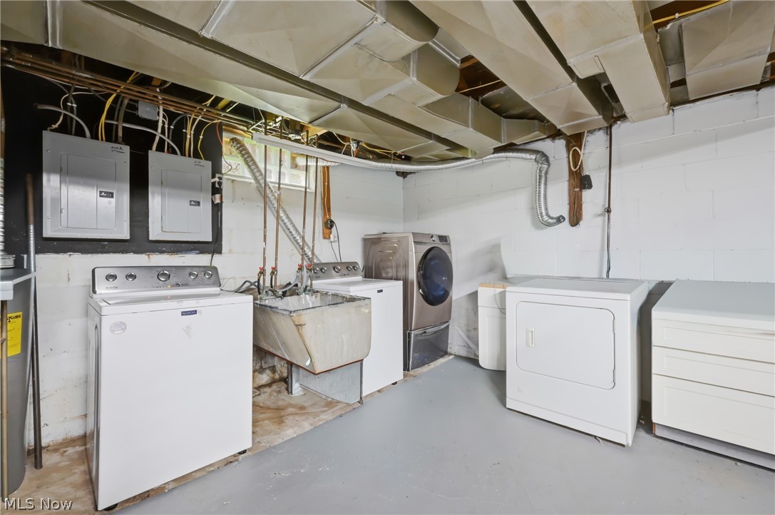 210 5th Avenue Hubbard OH 44425