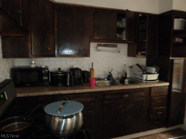 1605 Treadway Avenue Cleveland OH 44109
