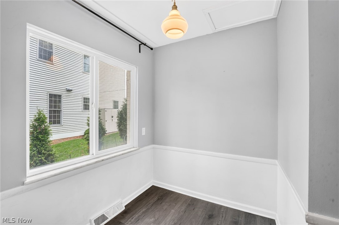21030-21040 Detroit Road Rocky River OH 44116