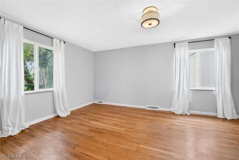 21030-21040 Detroit Road Rocky River OH 44116