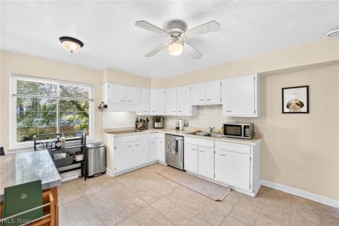 21030-21040 Detroit Road Rocky River OH 44116
