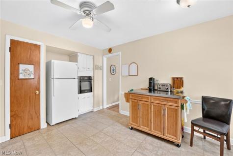 21030-21040 Detroit Road Rocky River OH 44116