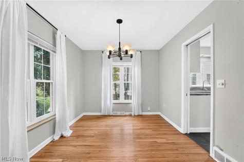 21030-21040 Detroit Road Rocky River OH 44116