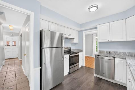 21030-21040 Detroit Road Rocky River OH 44116
