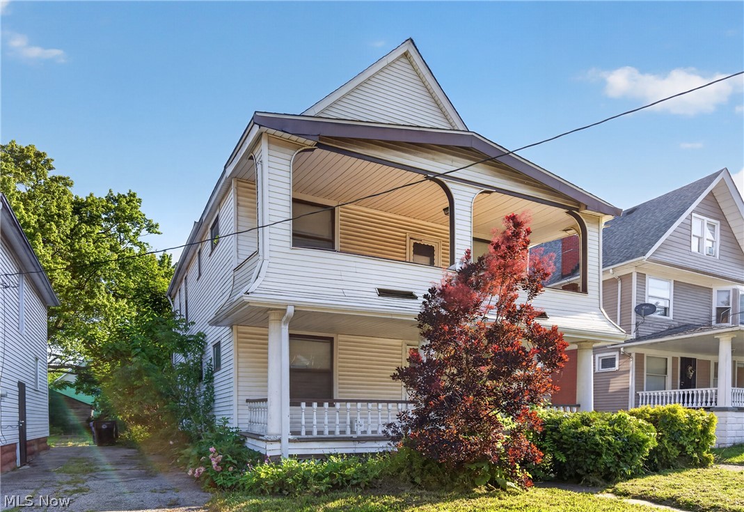 7425 Indiana Avenue Cleveland OH 44105