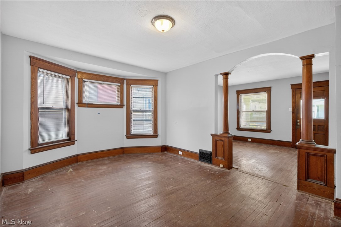 7425 Indiana Avenue Cleveland OH 44105