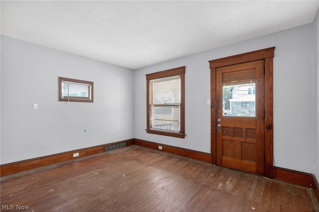7425 Indiana Avenue Cleveland OH 44105