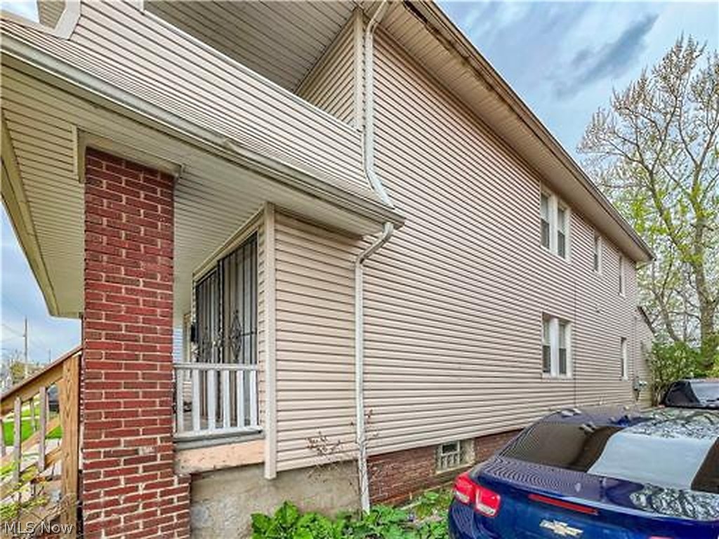 3876 E 143rd Street Cleveland OH 44128